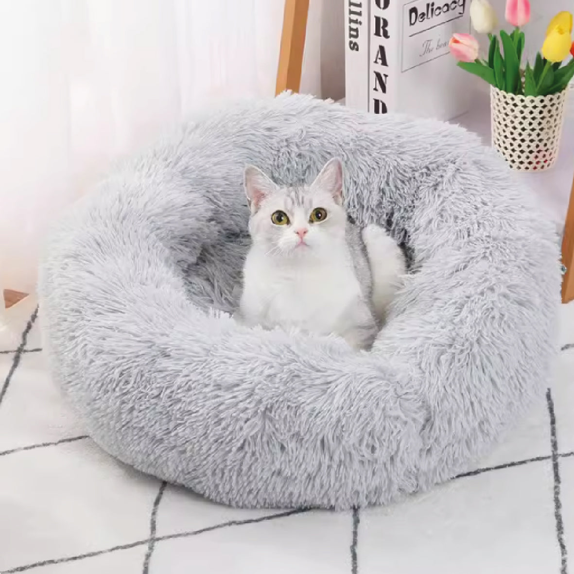 Macaron Doughnut Deep Sleep Pet Cot